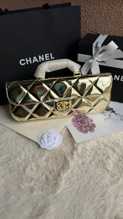 ✨New Chanel Clutch 🌈✨
Size : 18 & 30 Cm 
With original Packing 🎁
Vip 🔝
For Price 👇 WTSP Text Zain 0568585901

Zain280
♥️♥️♥️