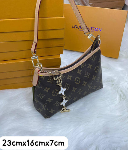 LV
with box
🎁🎁🎁

90 dhs✅

Zain72
♥️♥️♥️