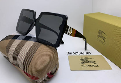 Burberry 
Master
180 dhs❣️

Zain126
♥️♥️♥️
