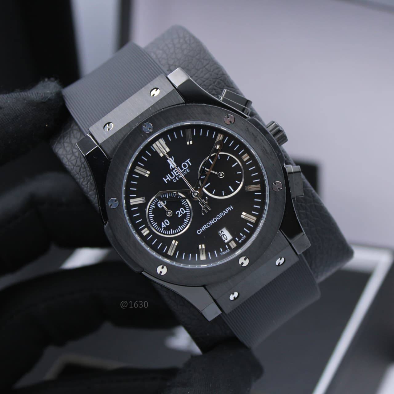 HUBLOT MEN
*STOP WATCH*
220 dhs✅

Zain304
♥️♥️♥️