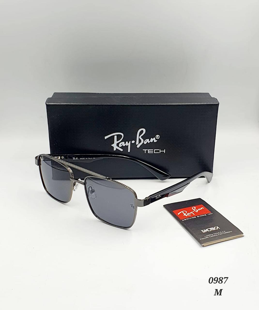 Ray Ban
50 dhs✅

Zain182
♥️♥️♥️