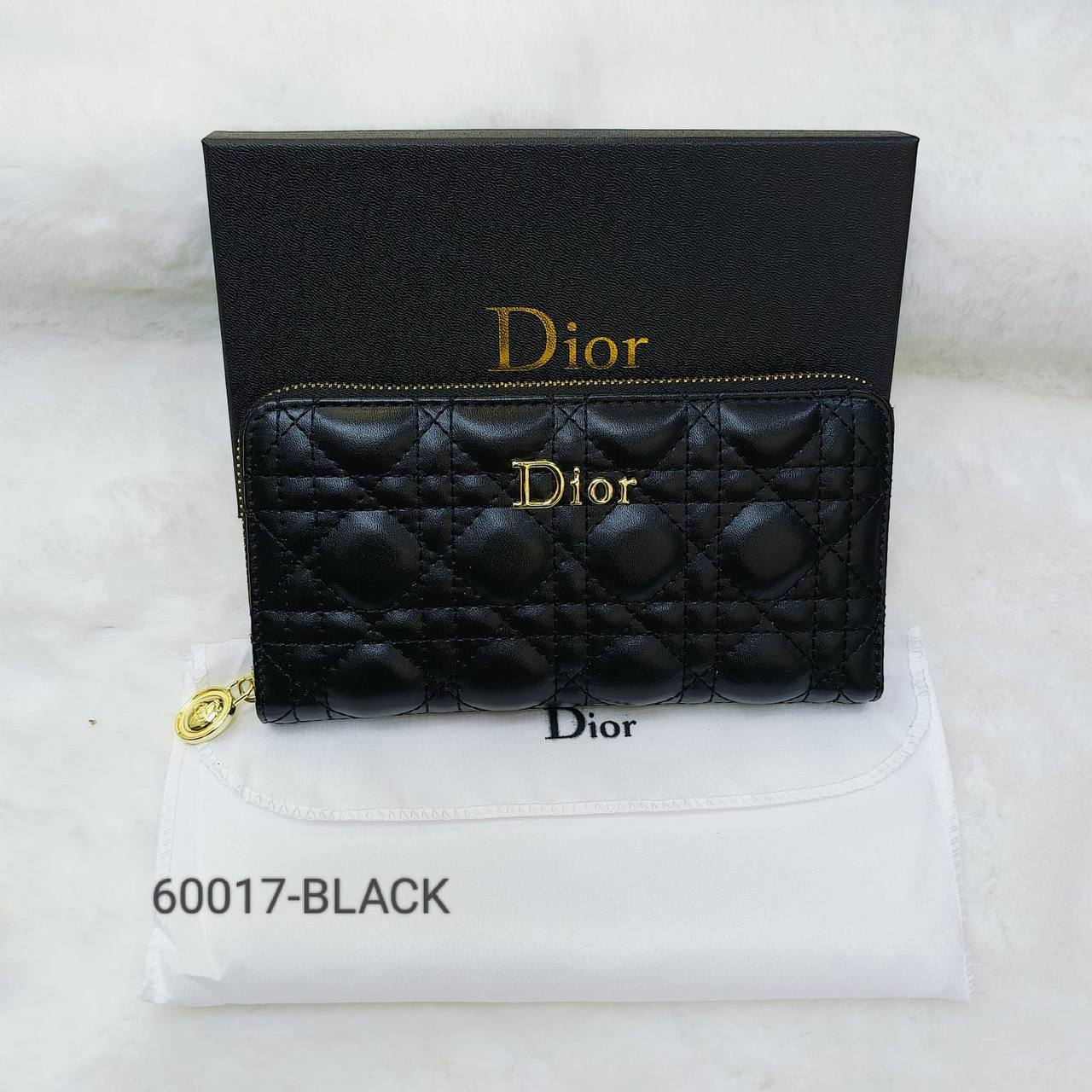 WALLET
LV - Chanel - Dior
GOOD QUALITY
35 dhs🪙💕

Zain40
♥️♥️♥️