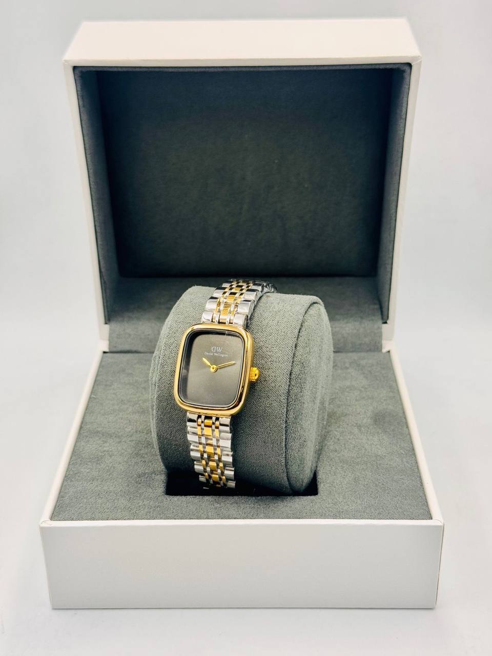 DW Ladies
*New Arrival*🔥
60 dhs✅

Zain08
♥️♥️♥️