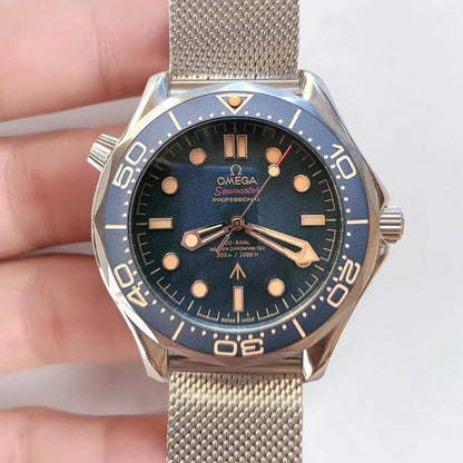 Omega watch for men good 
quality automatic 
260 dhs🪙💚

Zain59
♥️♥️♥️