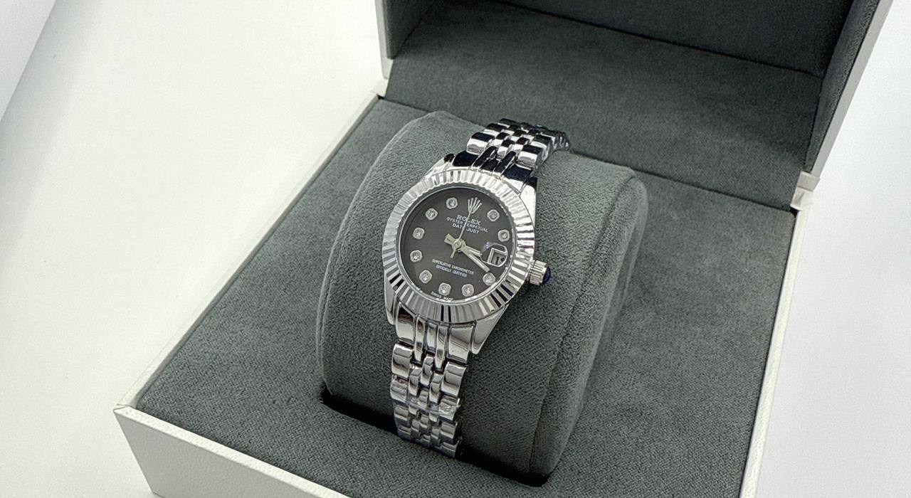 Rolex
55 dhs🇦🇪

Zain45
♥️♥️♥️