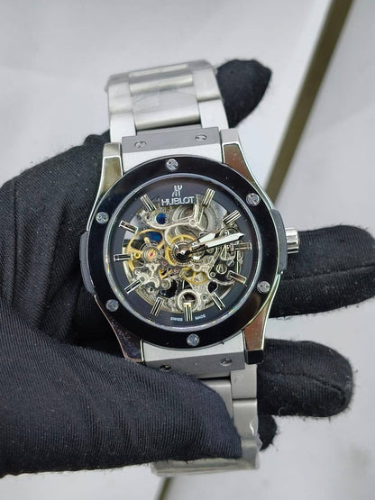 Hublot automatic 
350 dhs✅

Zain25
♥️♥️♥️