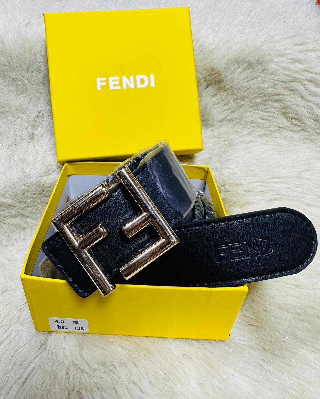 Belt for Man
Wide：4.0 cm
Long：115/120/125 cm
With box 
30 dhs🇦🇪🇦🇪

Zain136
♥️♥️♥️