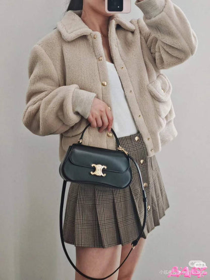 Celine Master
260 dhs🪙🌨️

Zain10
♥️♥️♥️