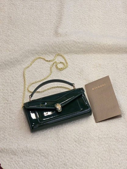 Bvlgari
Master
 20Cm With Box
360 dhs✅

Zain131
♥️♥️♥️
