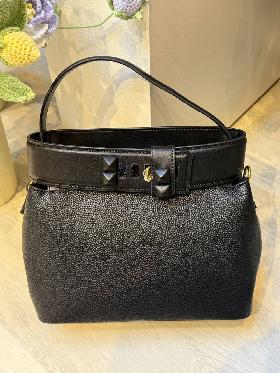 HEMERS LINDY
28*12*22cm
95 dhs✅

Zain44
♥️♥️♥️