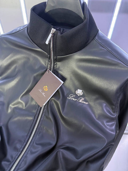LORO PIANA JACKET ❣️
LEATHER 
SUPER MASTER QUALITY ✨
SIZE :Sto XXL

750 dhs🇦🇪🇦🇪🇦🇪

Zain327
♥️♥️♥️