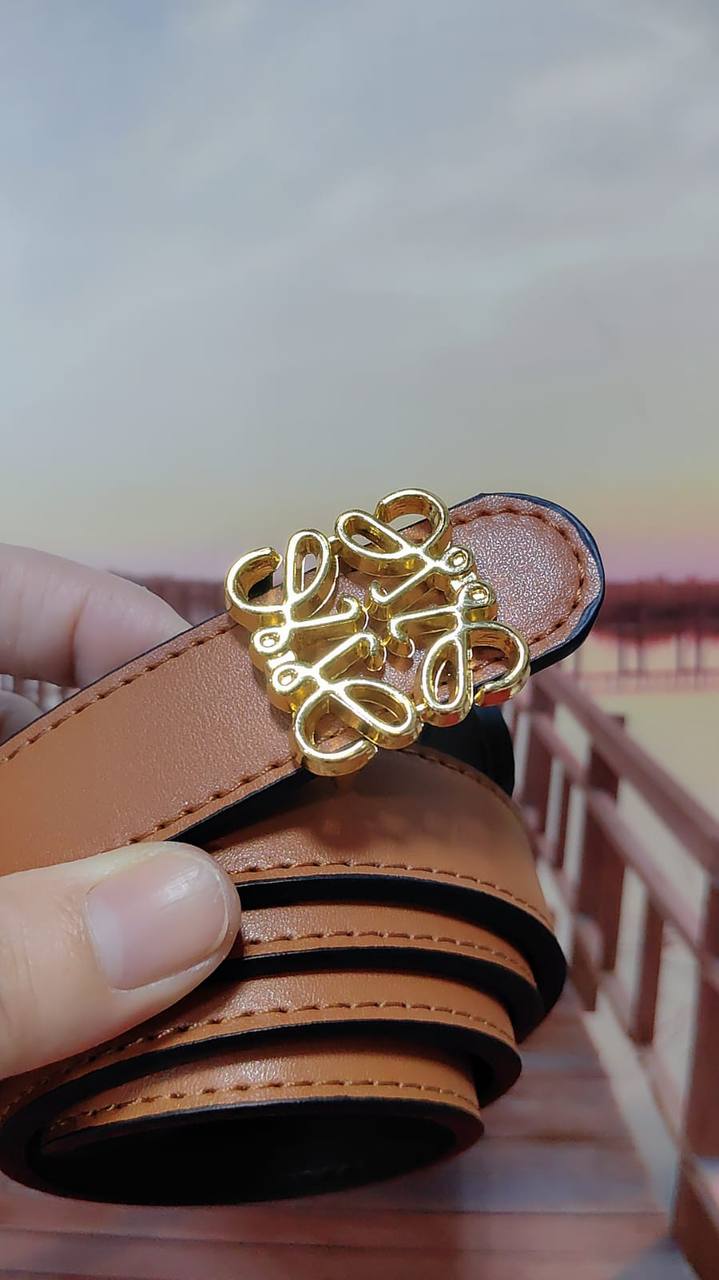 Belts

35 dhs💓

with box 
🎁🎁🎁

Zain232
♥️♥️♥️