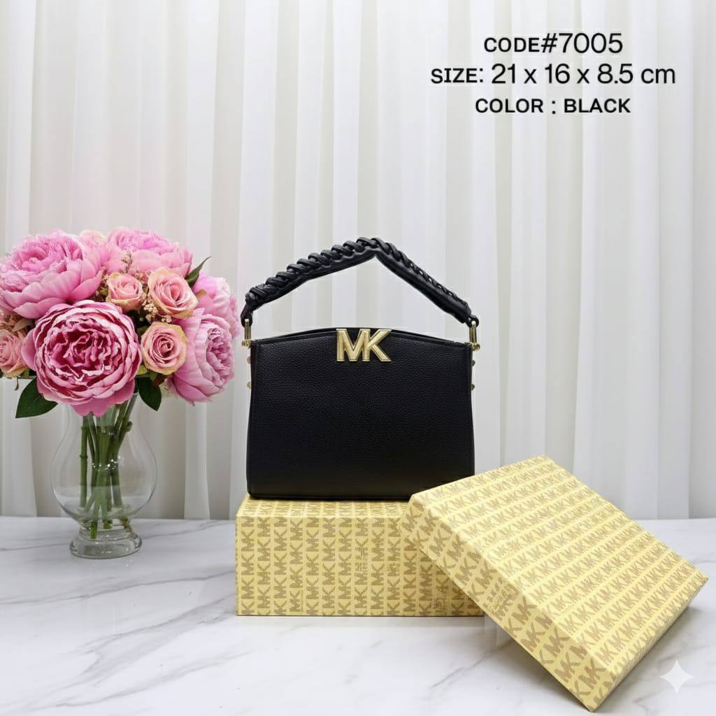 MK
ᴋᴀʀʟɪᴇ ᴛᴏᴘ ʜᴀɴᴅʙᴀɢ
ᴍᴀᴛᴛᴇ ʟᴇᴀᴛʜᴇʀ ᴍᴀᴛᴇʀɪᴀ
ɢᴏʟᴅ ʜᴀʀᴅᴡᴀʀᴇ
ᴡɪᴛʜ ʟᴏɴɢ ʙᴇʟᴛ sᴛʀᴀᴘ
sɪᴢᴇ : 21 cm

ᴡɪᴛʜ BOX
🎁🎁🎁

70 dhs🪙💕

Zain31
♥️♥️♥️