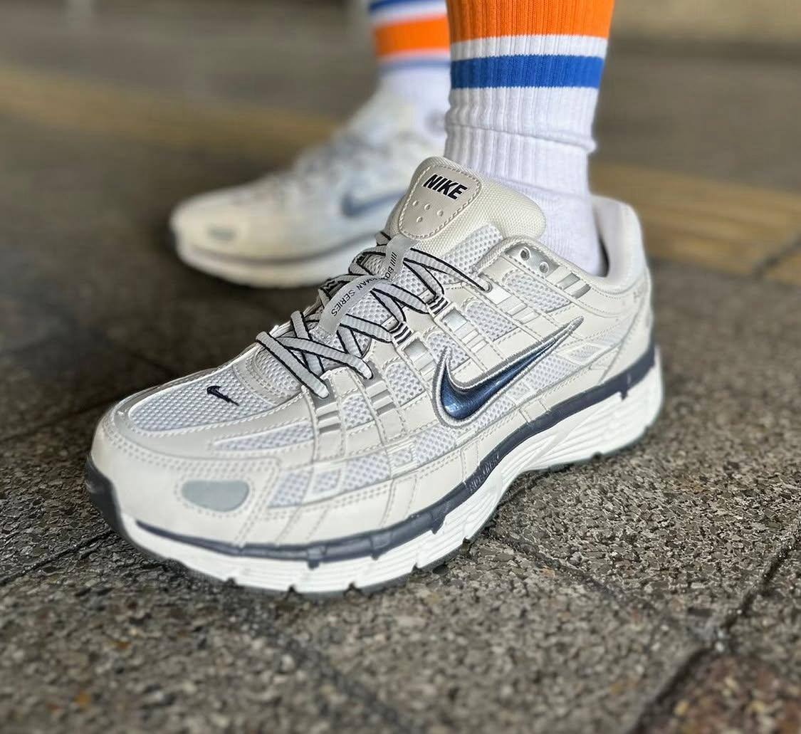 Nike
Size 40 TO 45 
140 dhs✅

Zain183
♥️♥️♥️
