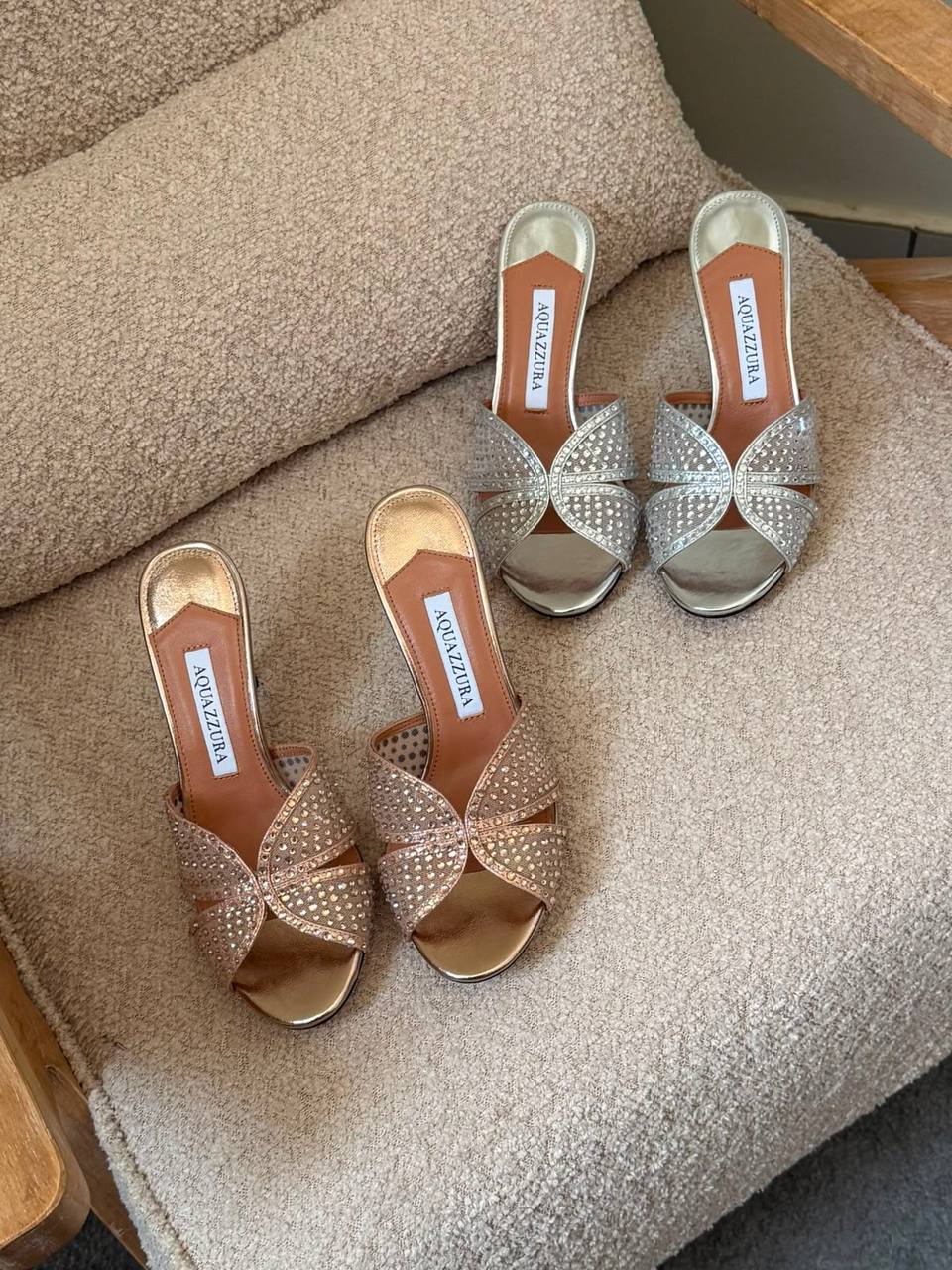 Aquazzura
Vip quality 
Size:36 to 41
450 dhs🇦🇪🇦🇪

Zain298
♥️♥️♥️