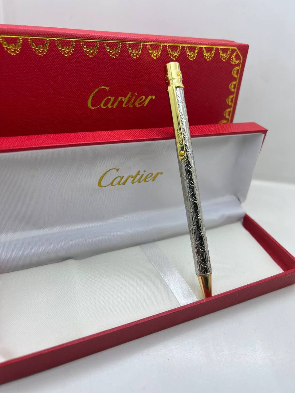 Cartier
Pen
65 dhs✅

Zain182
♥️♥️♥️