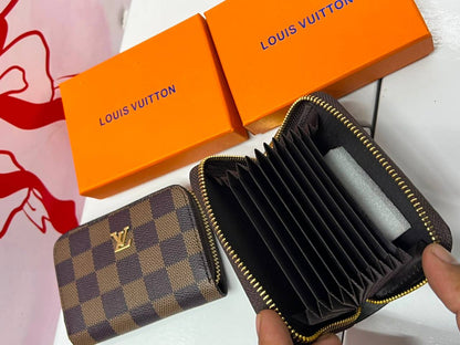 AVAILABLE

 CARDHOLDER 

WITH BOX 

45 dhs🇦🇪🇦🇪🇦🇪
Zain169
♥️♥️♥️