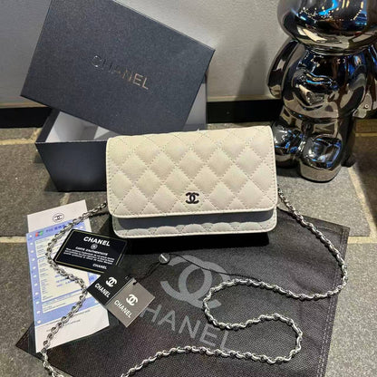 Chanel
withbox 
95 dhs🇦🇪🇦🇪

Zain143
♥️♥️♥️
