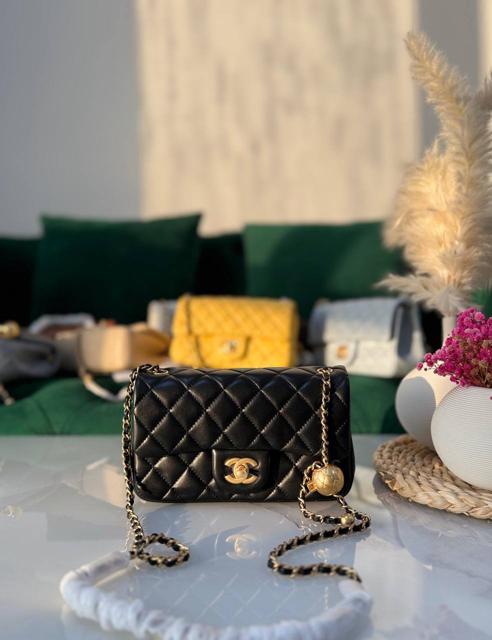 Chanel  ✨💥
Available original box 📦 
With full packing 🎀🎀
Super high quality 💥💥
For Price 👇 WhatsApp✅
0568585901 
0507557372
0552275751 Owner Zain 👌

Zain283
♥️♥️♥️