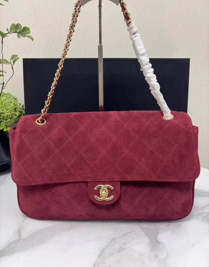 Chanel new arrival 

340 dhs

32cm

Zain228
♥️♥️♥️