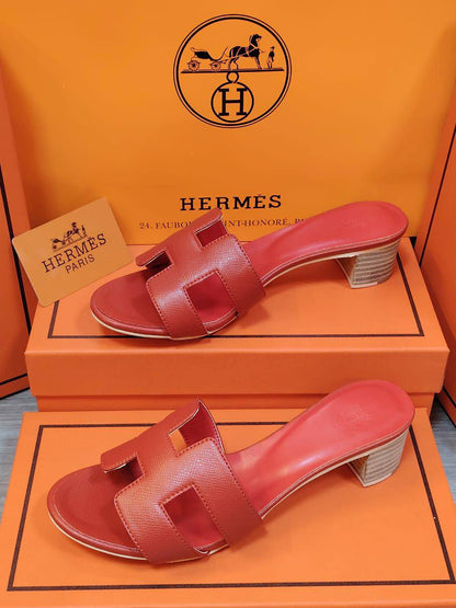 Hermes 

Heel New Arrived, 
Size 36 To 41

100 dhs 🇦🇪🇦🇪

Zain120
♥️♥️♥️