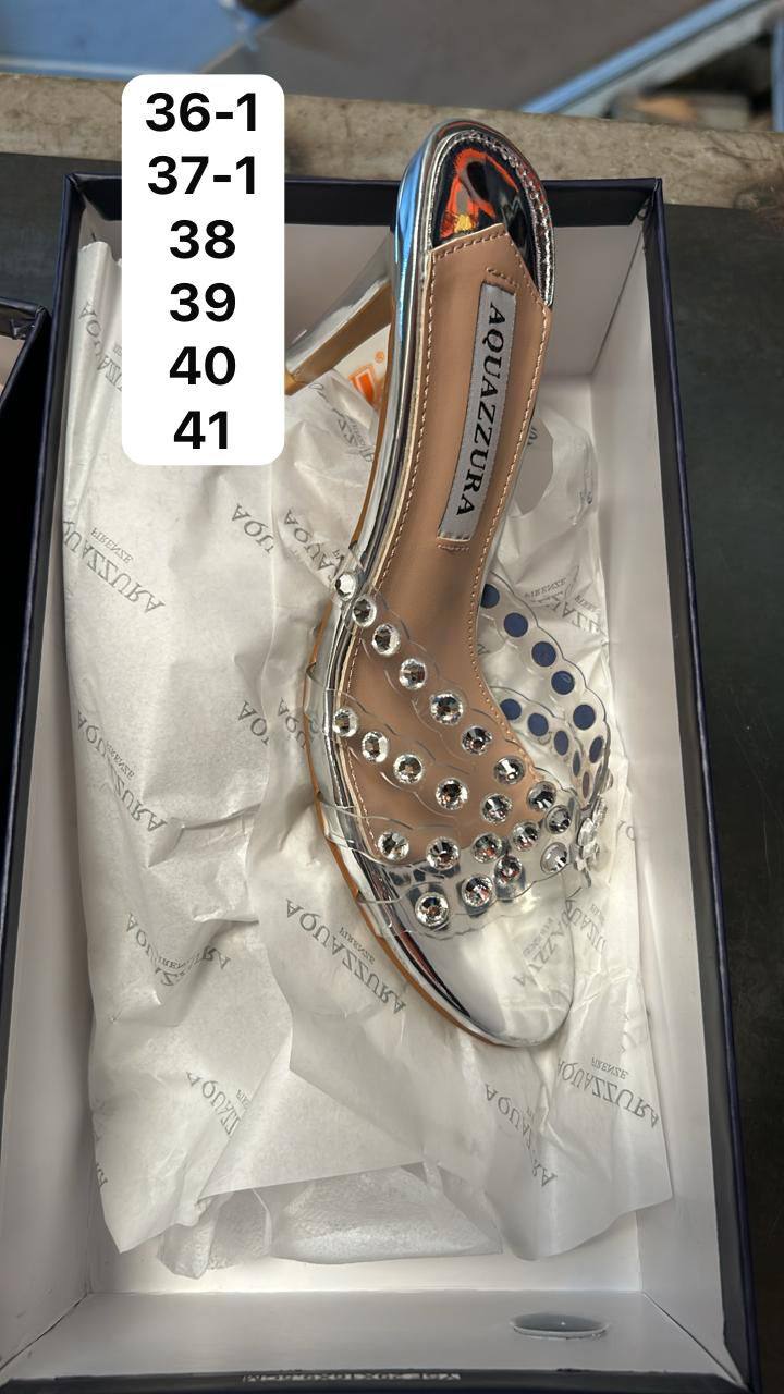 AQUAZZURA

120 dhs✅

Zain146
♥️♥️♥️
