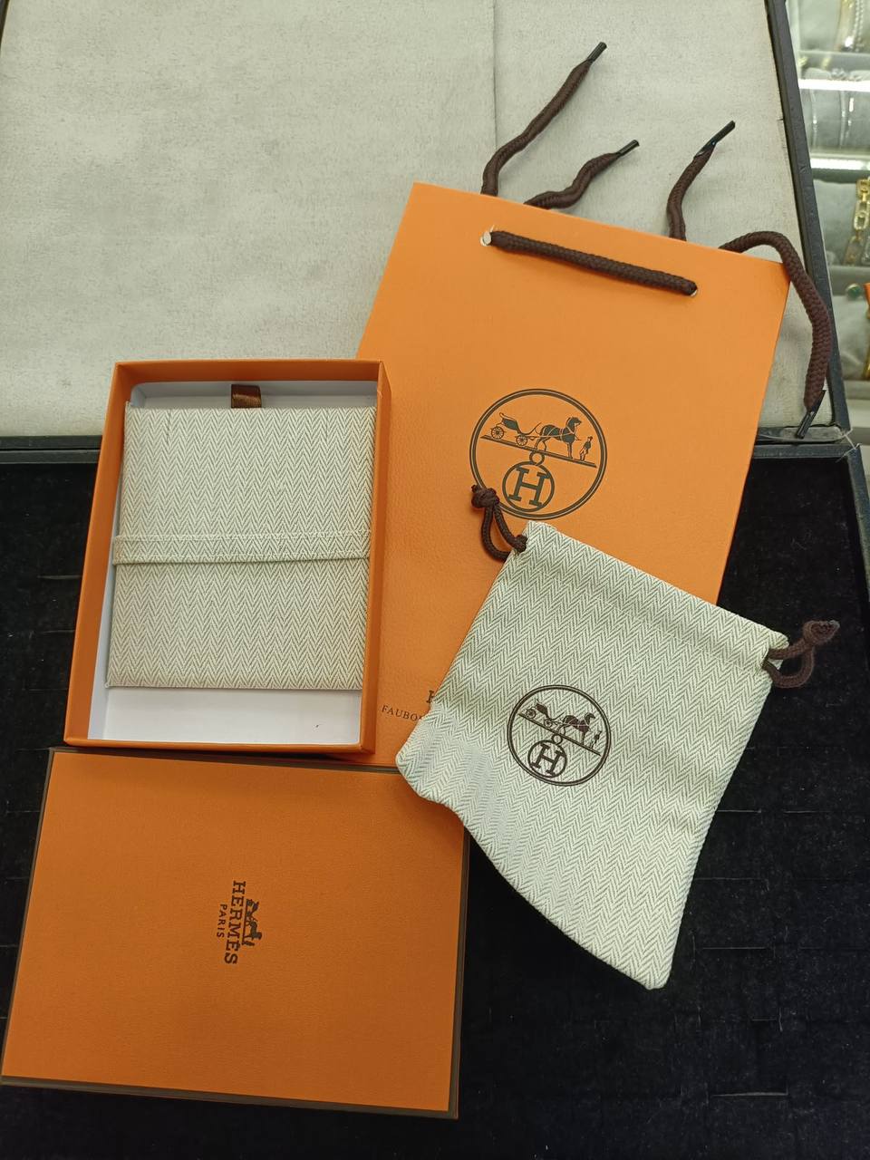 Hermes good box

20 dhs

Zain210
♥️♥️♥️