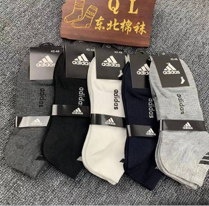 Socks
One packet
35 dhs✅

Zain93
♥️♥️♥️