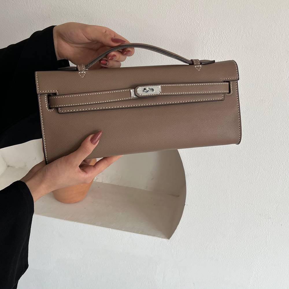 Hermes
Master✅✅
300 dhs🇦🇪🇦🇪

Zain192
♥️♥️♥️