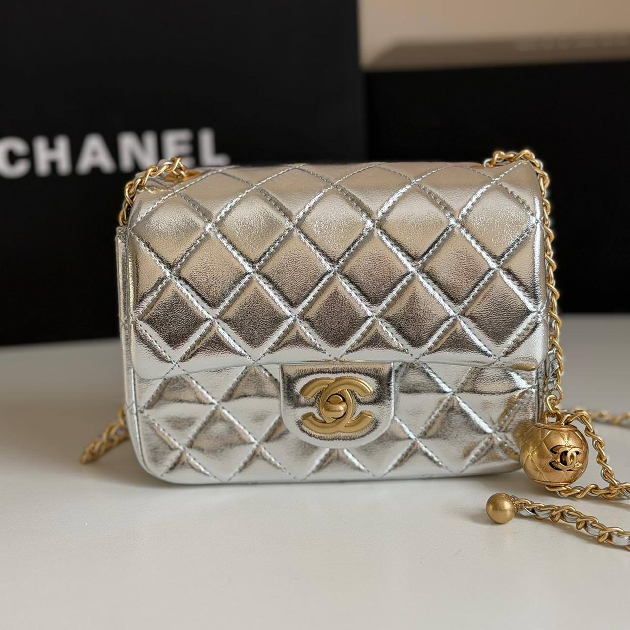 Chanel
Master🌺
17cm 220 dhs✅

Zain134
♥️♥️♥️