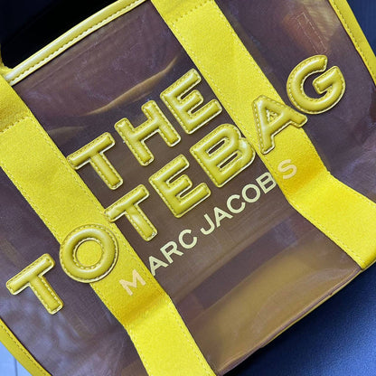 MARC JACOBS 
THE TOTE BAG  
BEACH BAG 
HIGH QUALITY 
110 dhs✅

Zain39
♥️♥️♥️