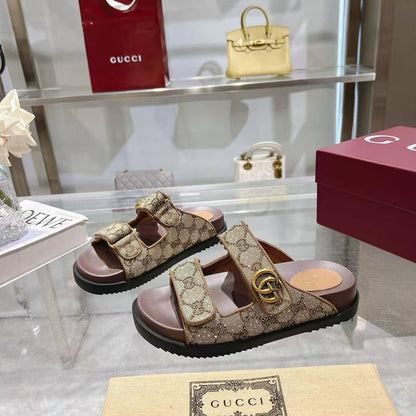 Gucci 🌸
*High quality*🌸
*size: 36 to 42*🌸
350 dhs✅

Zain119
♥️♥️♥️