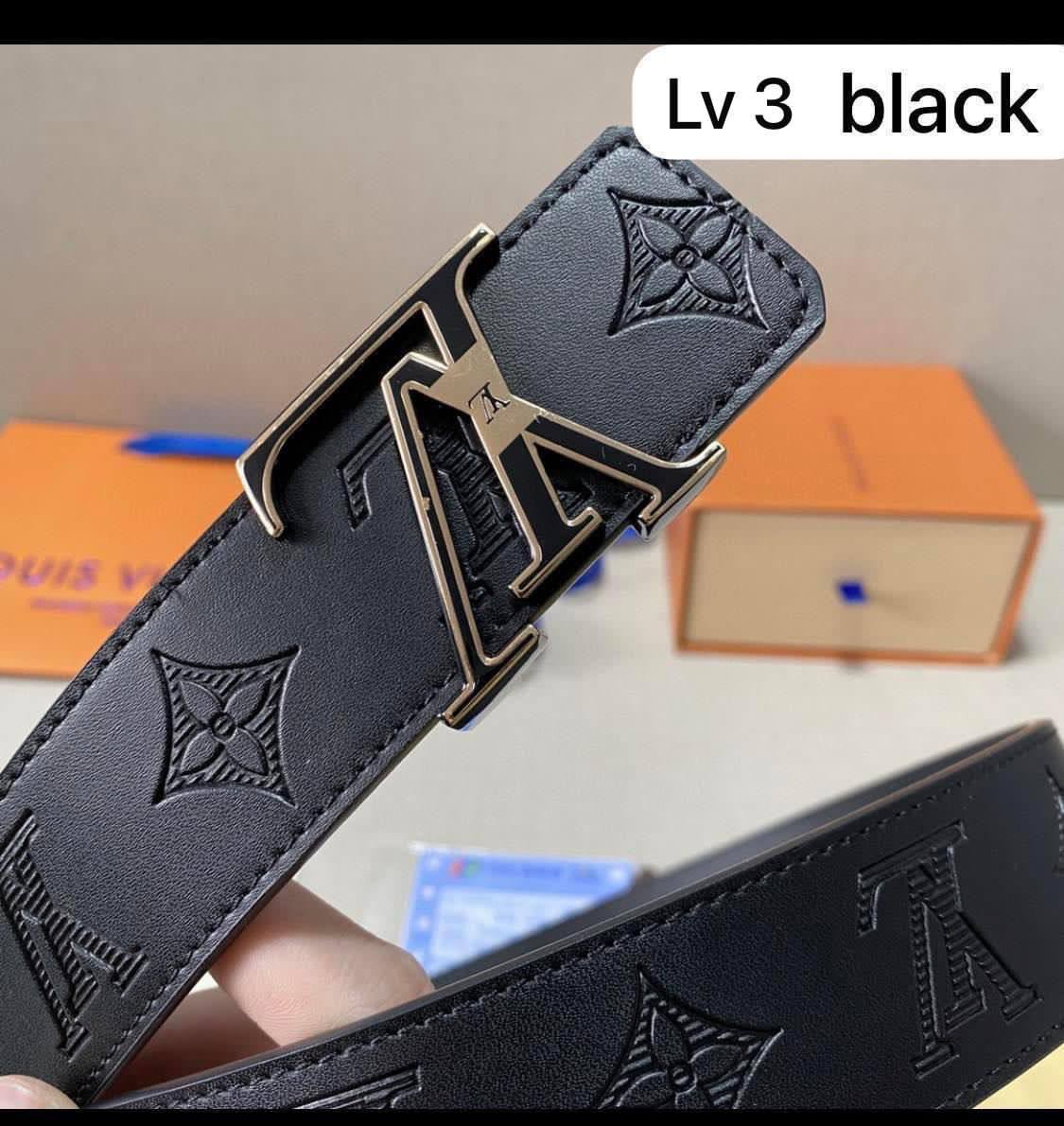 Belts

With box 
🎁🎁🎁

40 dhs🪙🌨️

Zain93
♥️♥️♥️