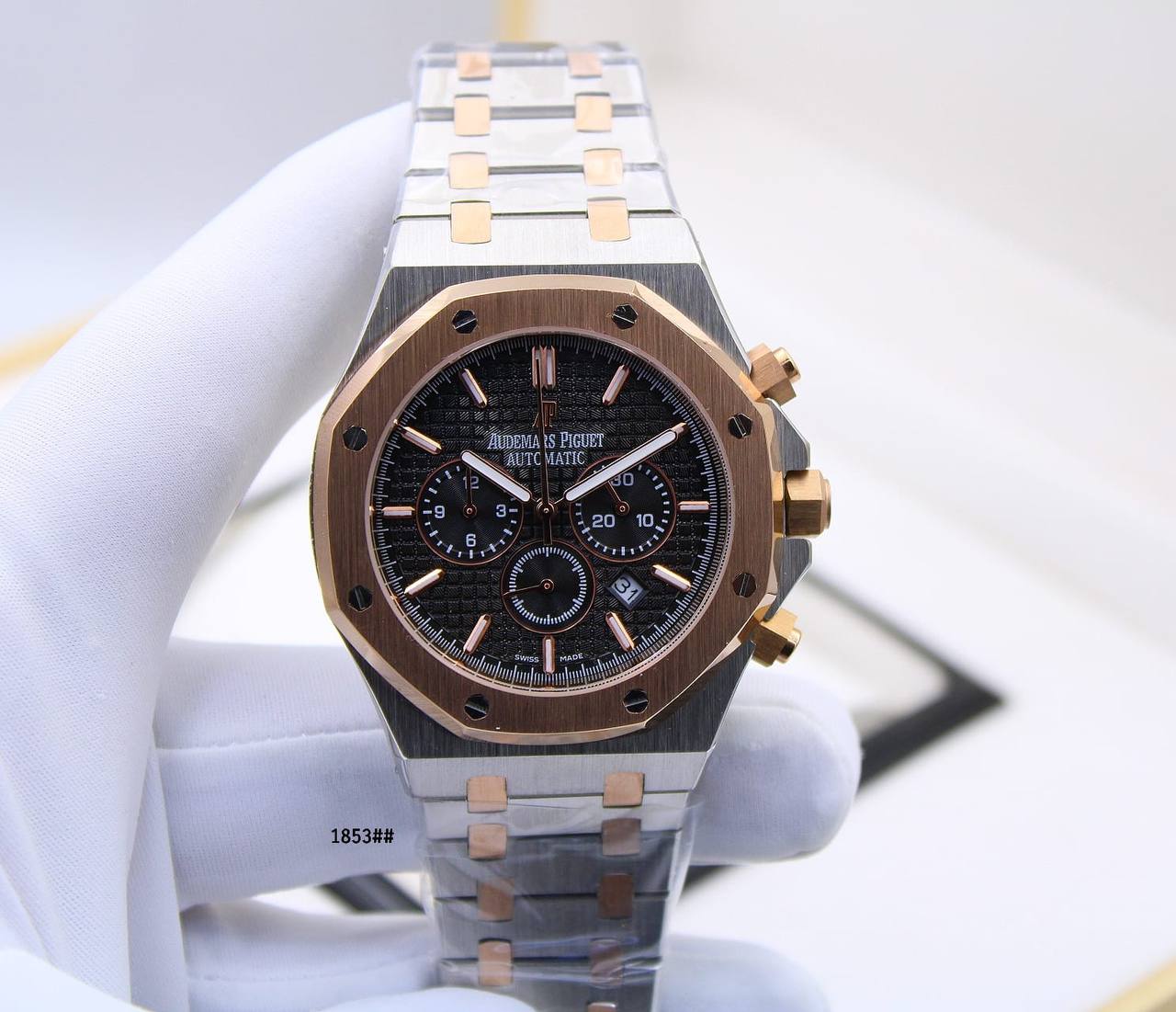 AUDEMARS PIGUET
FOR MEN STOP WATCH
260 dhs💓

Zain304
♥️♥️♥️
