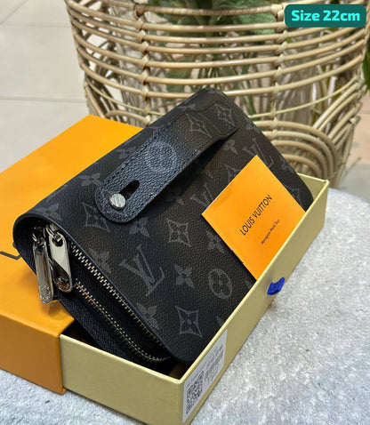 LV
Good quality 
with box
🎁🎁🎁

110 dhs🇦🇪

Zain186
♥️♥️♥️