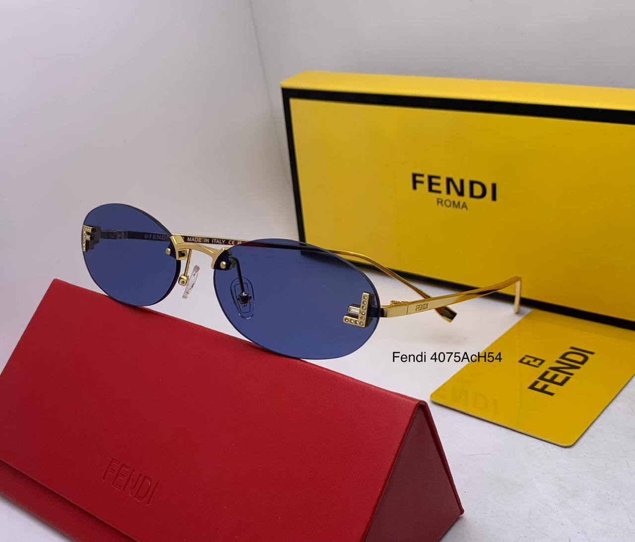 Fendi
master quality 
180 dhs✅

Zain126
♥️♥️♥️