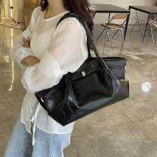 JW PEI  
GOOD QUALITY 
100 dhs✅
SIZE: 26.5cm

Zain295
♥️♥️♥️