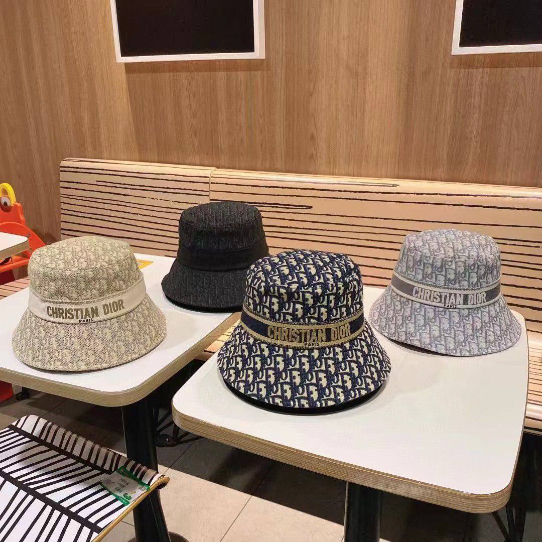 Big offer
hat, one size 
50 dhs🇦🇪🇦🇪

Zain231
♥️♥️♥️