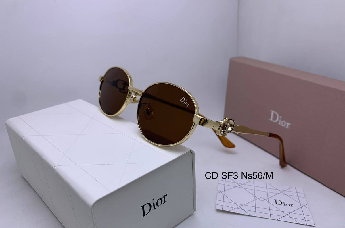 Ladies sunglasses 
70 dhs🇦🇪🇦🇪

Zain126
♥️♥️♥️