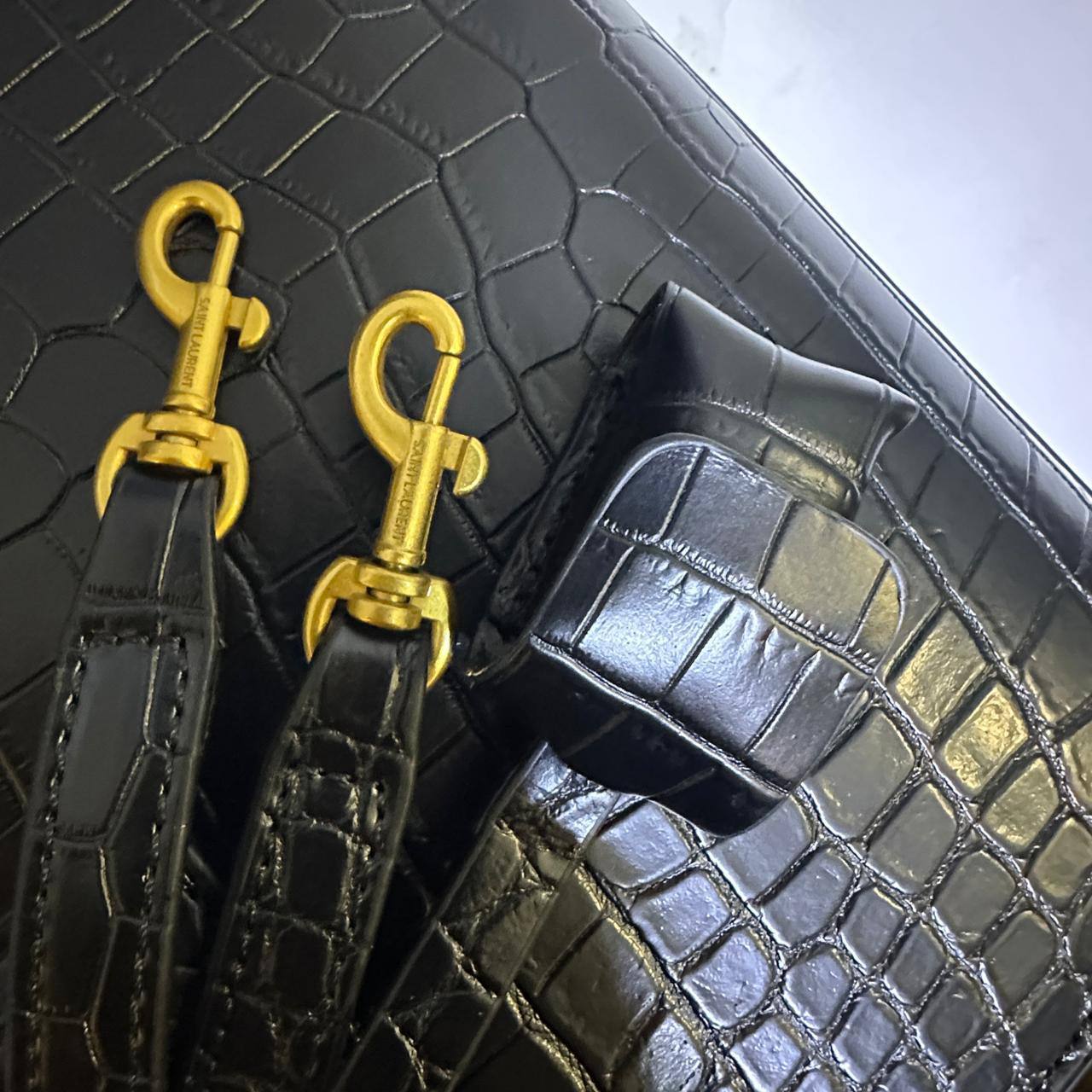 YSL 
COPY ONE 
 26CM 
140 dhs✅

Zain295
♥️♥️♥️