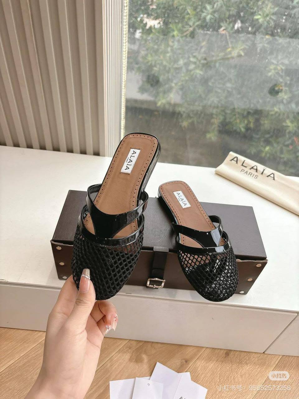 Alaia
💯high quality
Size 36-37-38-39-40-41
90 dhs✅

Zain86
♥️♥️♥️