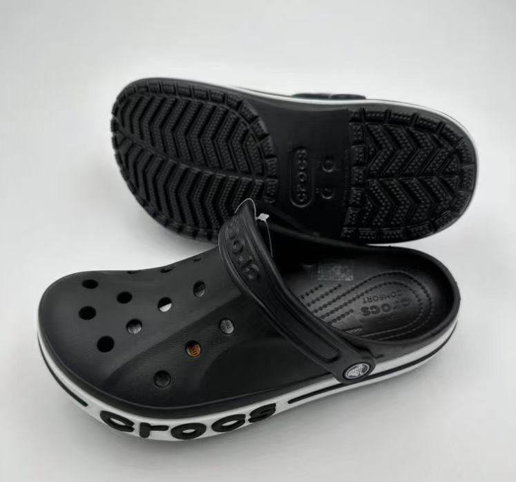 Crocs unisex
45 dhs❣️
Light blue.pink. Purple
Size 36 to 40
Size 36 to 45

Zain236
♥️♥️♥️