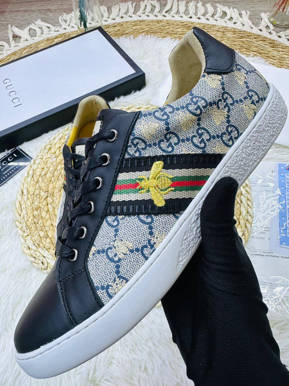 Hermes - Armani - Gucci - Fendi
High quality 
size 40-46 
250 dhs🪙🖤

Zain132
♥️♥️♥️