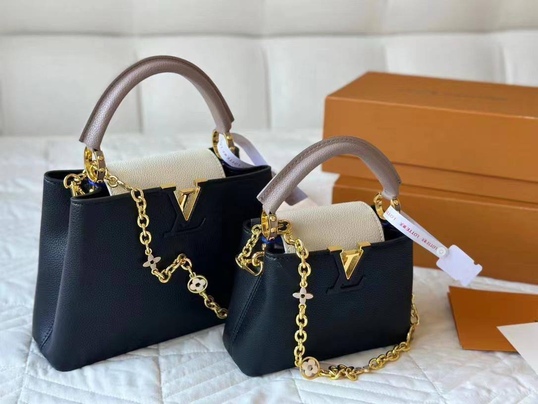 LV

✅27cm 125 dhs✅ 
with box 🎁🎁🎁

✅20cm 120 dhs✅
 with box🎁🎁🎁

Zain72
♥️♥️♥️