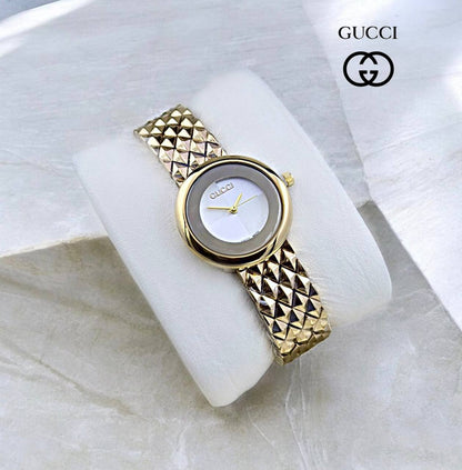 Gucci
55 dhs🇦🇪🇦🇪

Zain29
♥️♥️♥️