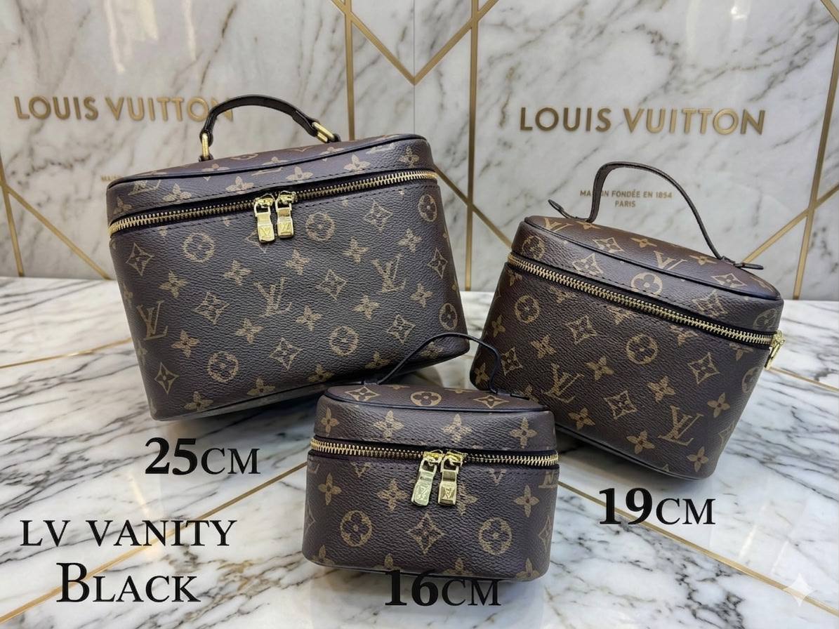 LV
 ᴠᴀɴɪᴛʏ ᴛᴏᴘ ʜᴀɴᴅʟᴇ  ᴄʀᴏssʙᴏᴅʏ ʟᴏɴɢ sᴛʀᴀᴘ
Rᴇᴍᴏᴠᴀʙʟᴇ sᴛʀᴀᴘ
ᴡɪᴛʜʙᴏx🎁🎁🎁
ʟᴇᴀᴛʜᴇʀ
sɪᴢᴇ ᴄʜᴇᴄᴋ!!!!
      25ᴄᴍ:100 dhs✅
      19ᴄᴍ:95 dhs✅
      16ᴄᴍ:90 dhs✅ 

Zain56
♥️♥️♥️