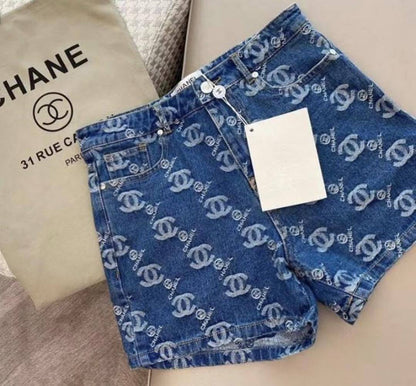 *New collections 💕💕  
150 dhs💓
*good  quality  
*Sizes:S M L 
*AVAILABL

Zain231
♥️♥️♥️