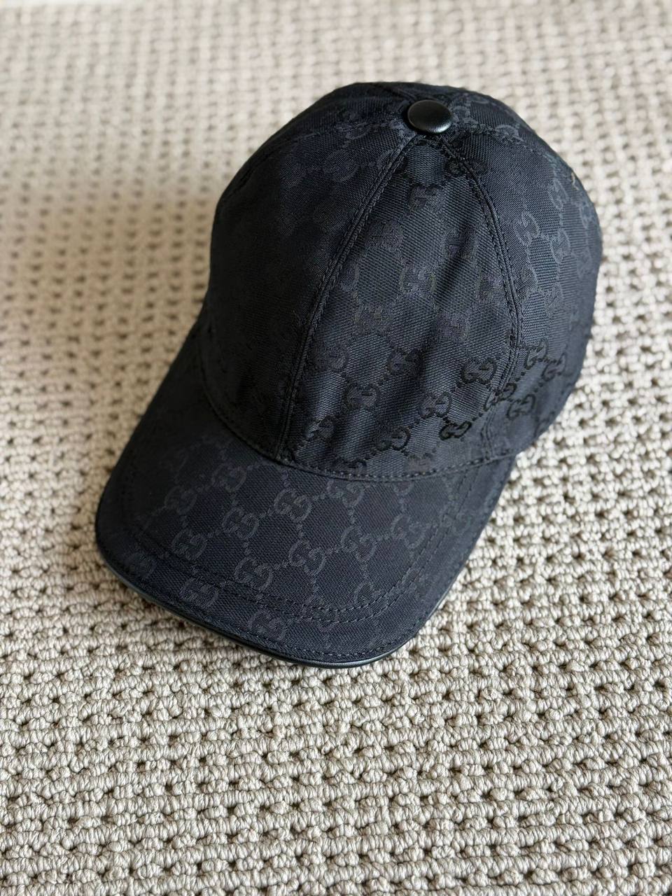 GUCCI
Unisex Cap
Master Quality 
190 dhs💓

Zain276
♥️♥️♥️