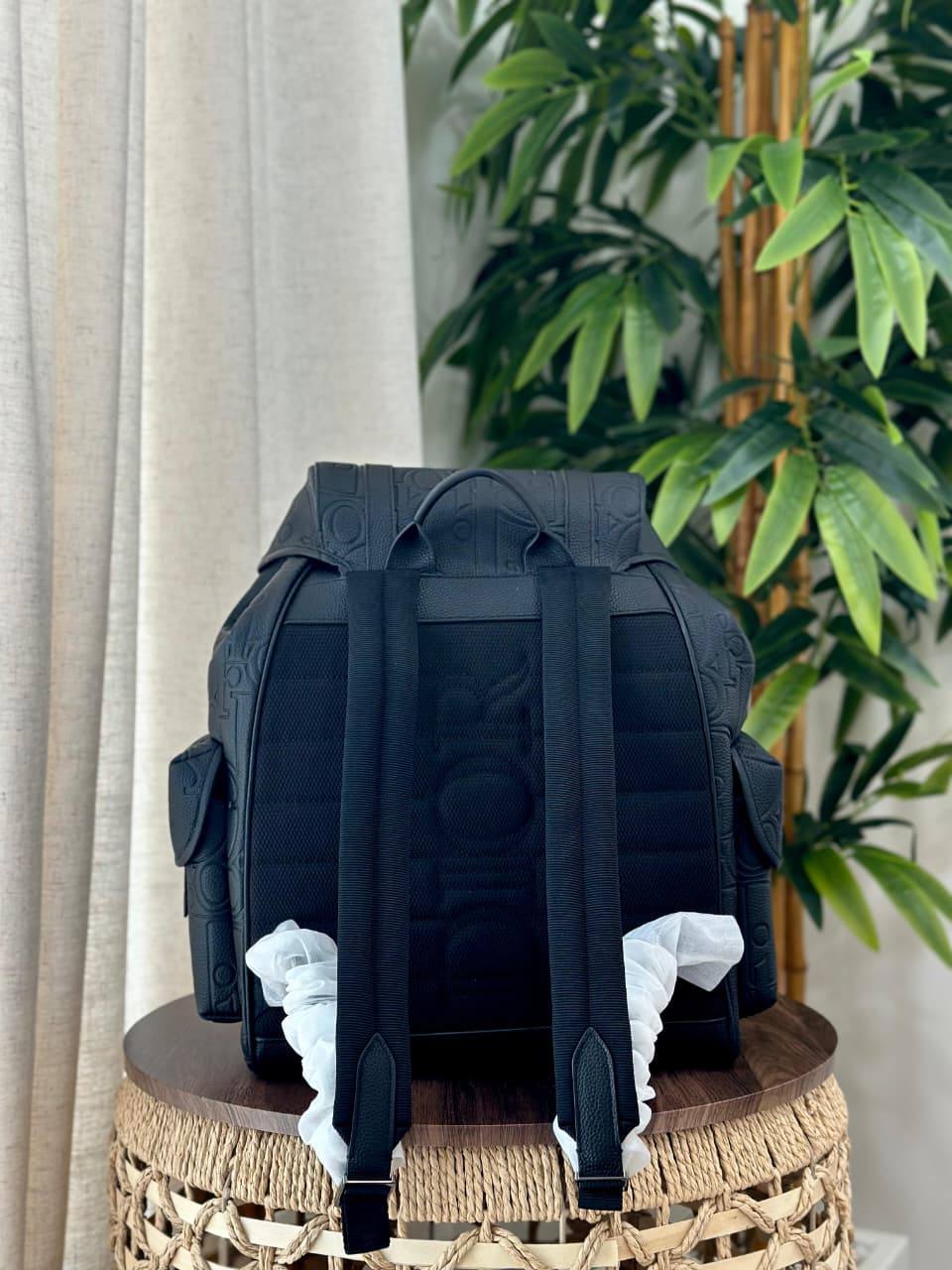 DIOR
*❗️BACKPACK ❗*
*SUPER MASTER QUALITY ❗*
1700 dhs✅
*WITH  PAPERBAG❗*

Zain267
♥️♥️♥️