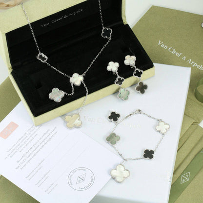 VCA SET
MASTER✨💫
6 FLOWER NECKLACE
5 FLOWER BRACELET
3 FLOWER EARRINGS
WITH BOX AND PAPER BAG🛍️🎁
 230 DHS🇦🇪🇦🇪✨💫

Zain89
❣️❣️❣️